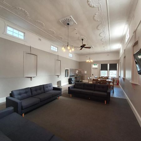 The Royal Hotel Muswellbrook Exterior photo